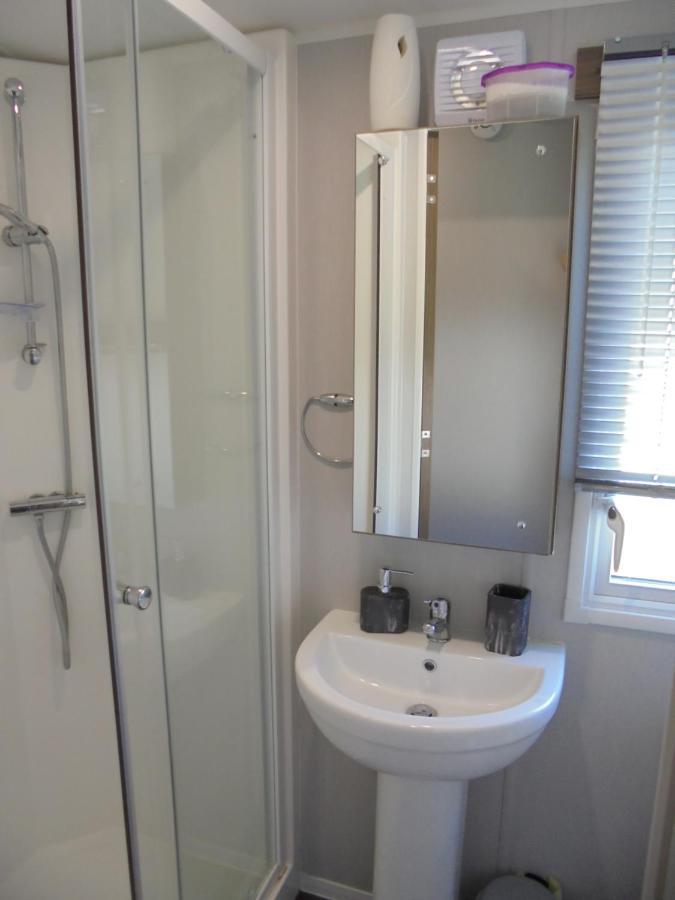 Kingfisher : Seasons:- 8 Berth, Central Heated, Close To Site Shop Інголдмеллс Екстер'єр фото