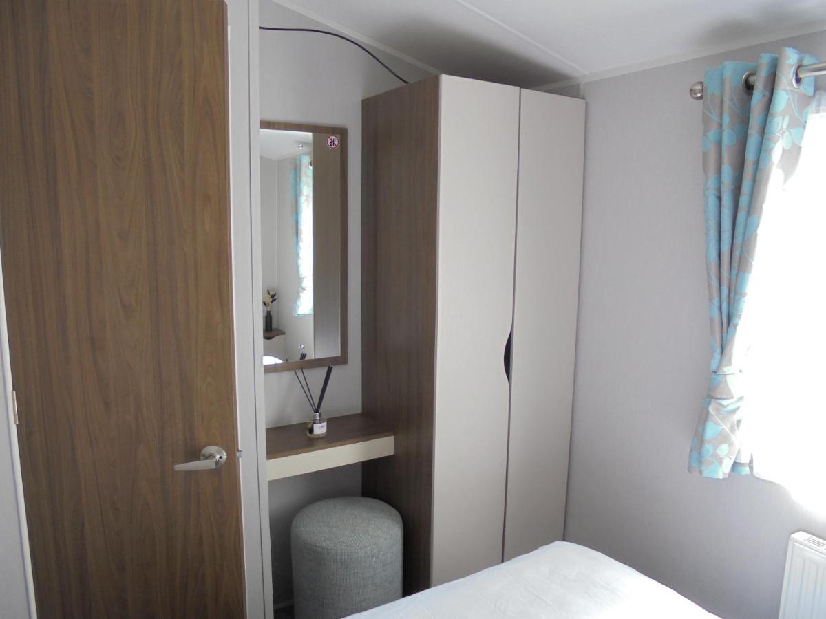 Kingfisher : Seasons:- 8 Berth, Central Heated, Close To Site Shop Інголдмеллс Екстер'єр фото