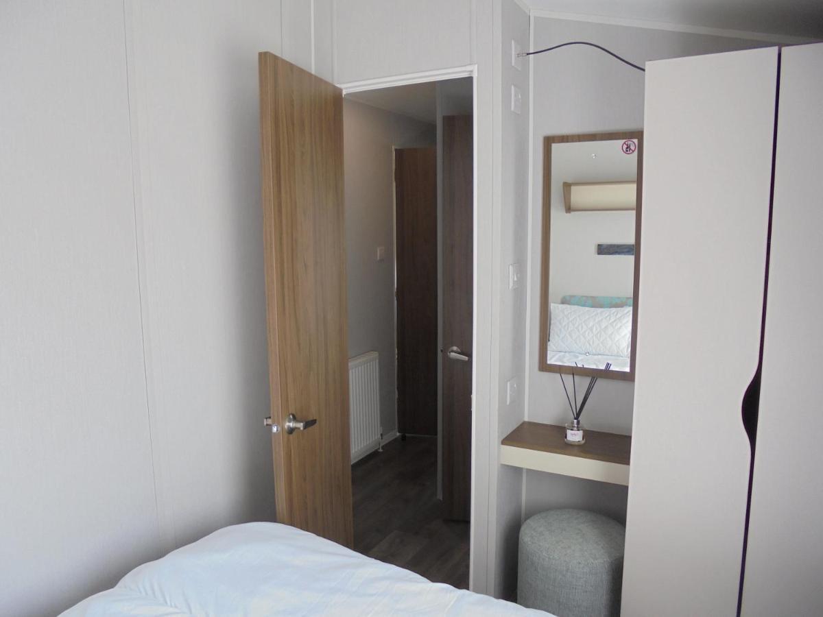 Kingfisher : Seasons:- 8 Berth, Central Heated, Close To Site Shop Інголдмеллс Екстер'єр фото